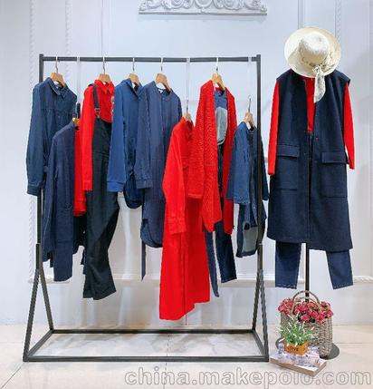 熙世界女裝批發(fā) 成都冬裝尾貨批發(fā) 庫存尾貨棉衣批發(fā)