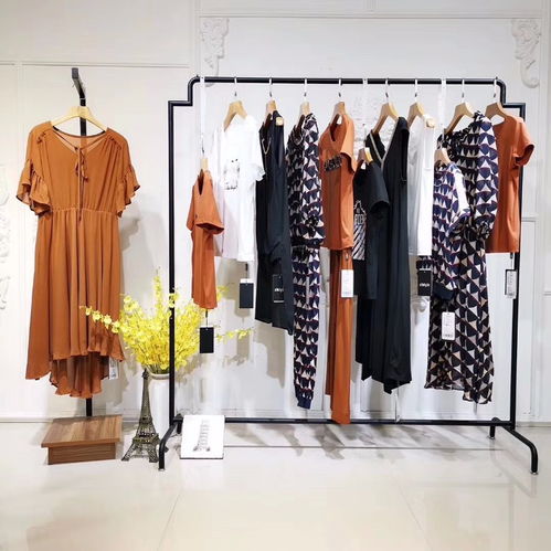 【怡紋19夏季新品女裝品牌品牌扣折女裝尾貨批發(fā)】- 